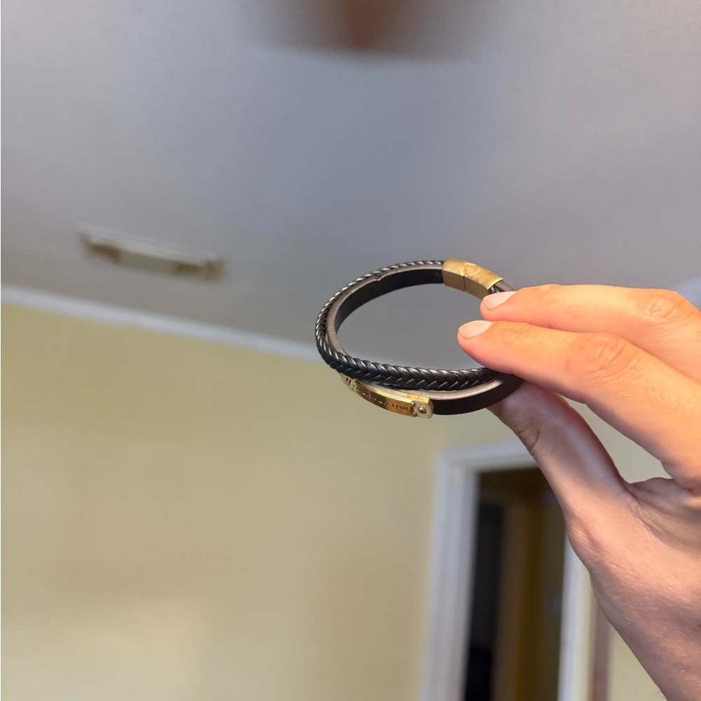 Black and Gold Cable Bracelet gucci